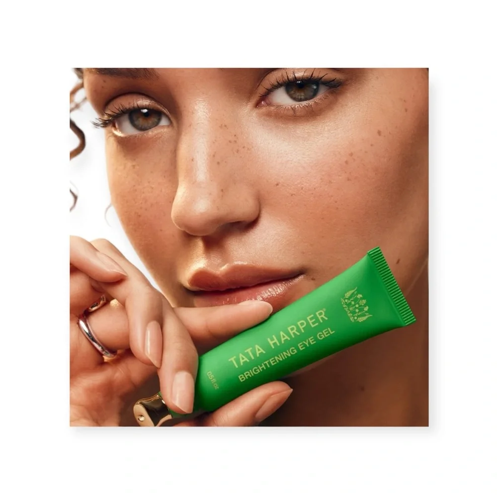 new Tata Harper 𓁹 Brightening Eye Gel 𓁹 Luxury Travel 𓁹 Fresh 𓁹 Hydrate Depuff